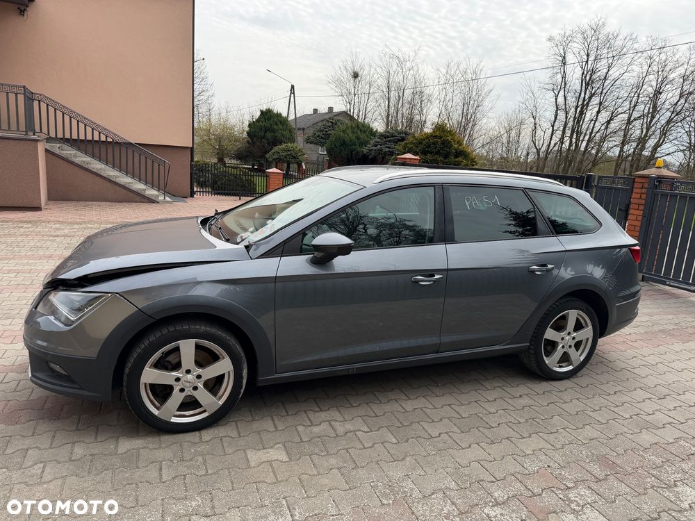 Seat Leon Sportstourer 2.0 TDI Start&Stop 4Drive DSG X-Perience - 2