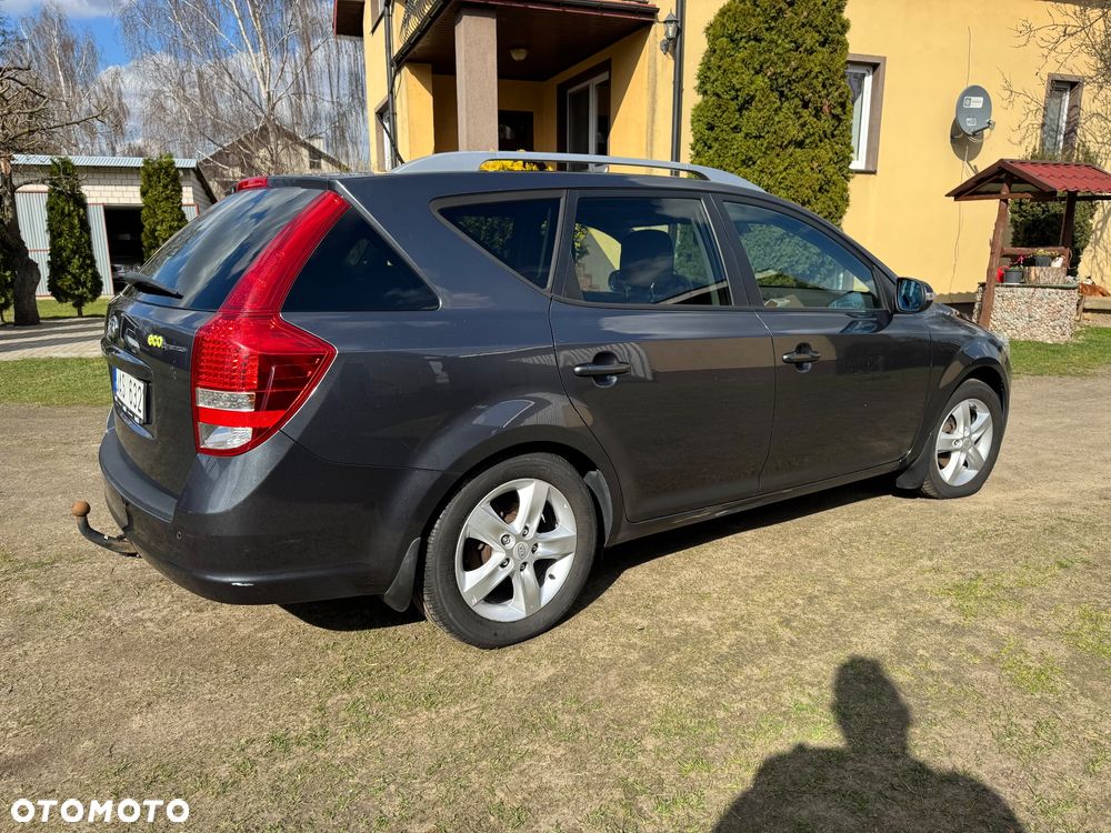 Kia Ceed 1.6 CRDi Spirit - 4