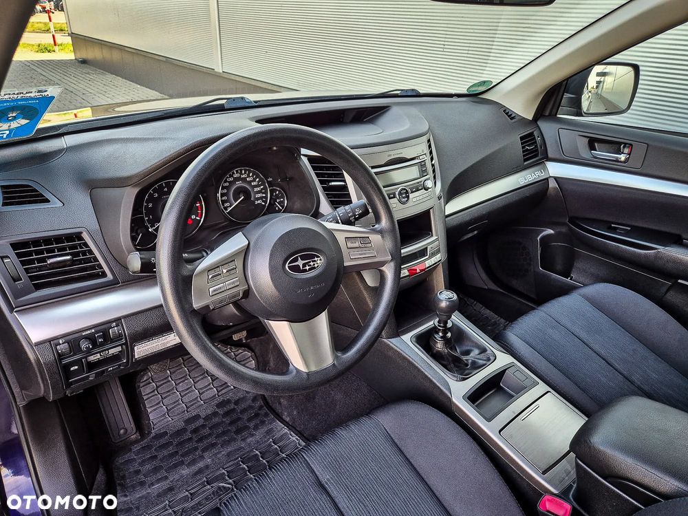 Subaru Legacy 2.0i Trend - 30