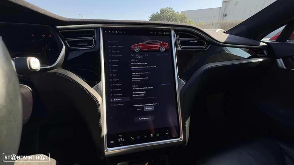 Tesla Model S 85D - 39