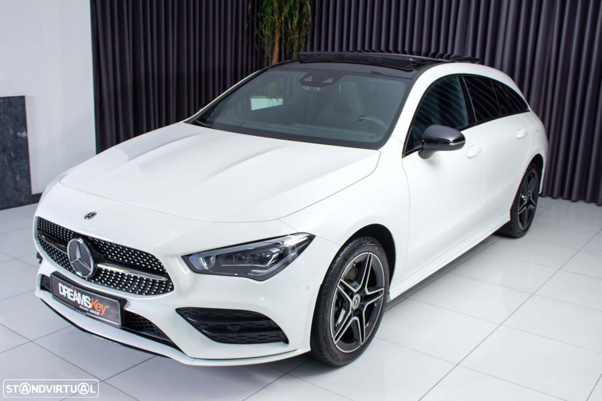 Mercedes-Benz CLA 250 e Shooting Brake AMG Line - 4