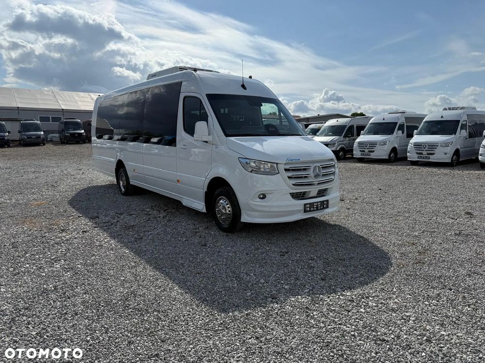 Mercedes-Benz Sprinter 517 - 1