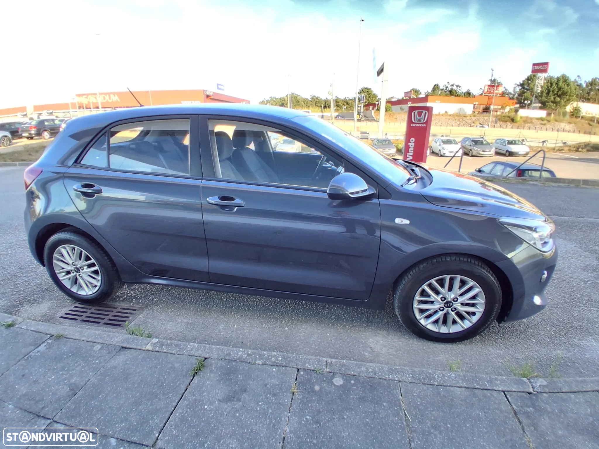 Kia Rio 1.4 CRDi LX - 4