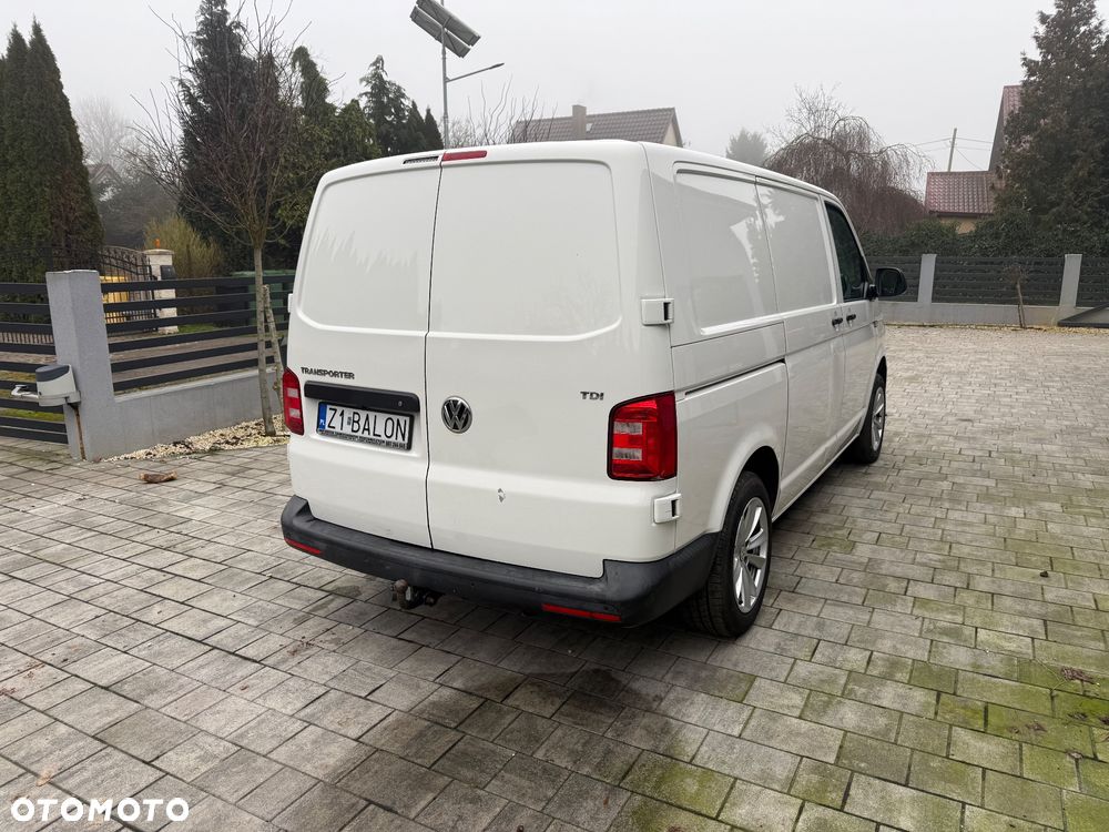 Volkswagen Transporter - 4