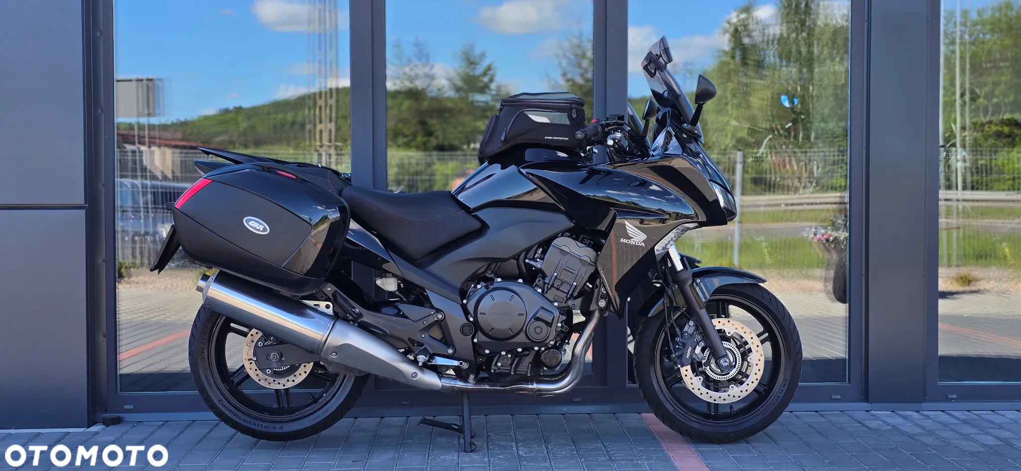 Honda CBF - 2