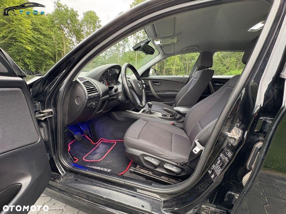 BMW Seria 1 118i Edition Sport - 26