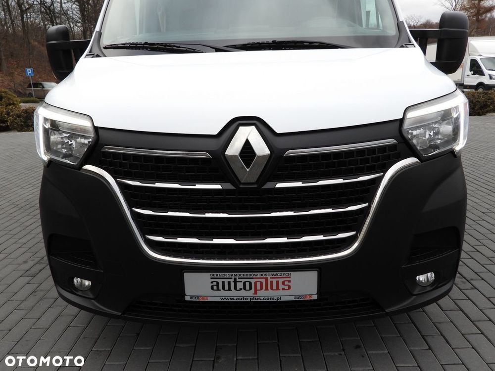 Renault MASTER PLANDEKA 8 PALET TEMPOMAT NAWIGACJA LEDY PNEUMATYKA KLIMATYZACJA  165KM - 15