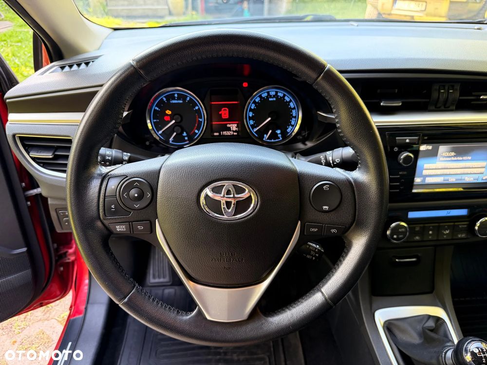 Toyota Corolla 1.6 Premium - 15