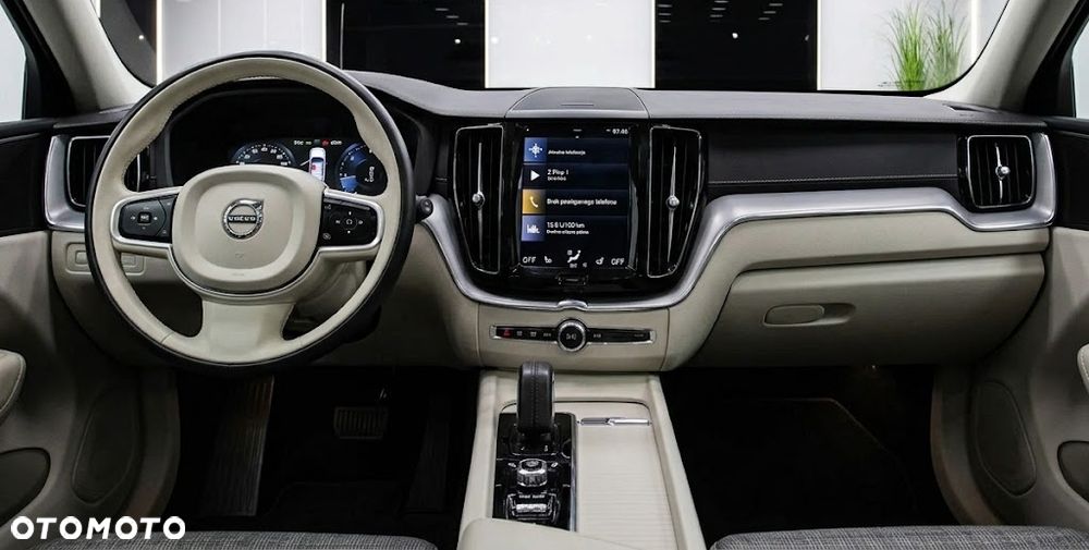 Volvo XC 60 - 6