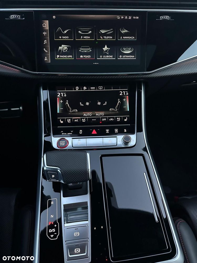 Audi RS Q8 - 8