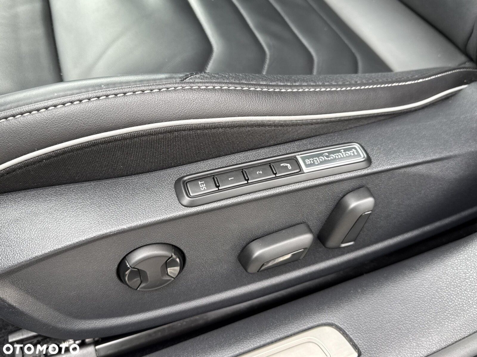 Volkswagen Arteon 2.0 TSI R-Line DSG - 13