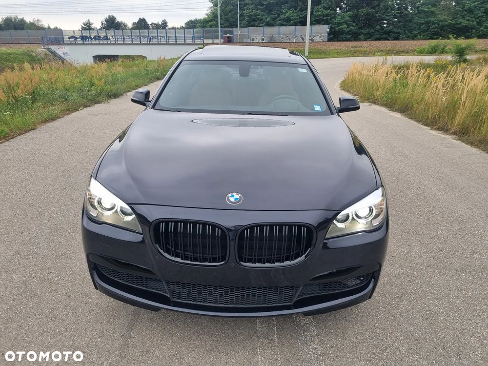 BMW Seria 7 740Li - 3