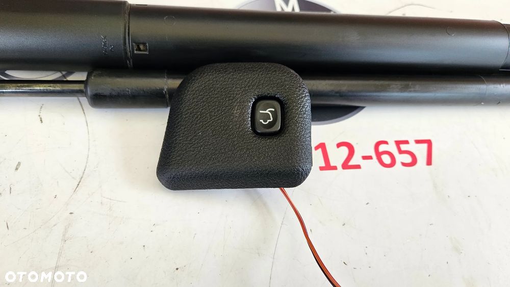 JEEP GRAND CHEROKEE WK2 LIFT Siłownik elektryczny klapy bagażnika Teleskop 68231347AB przycisk otwierania klapy bagażnika Włącznik elektrycznej klapy - 7