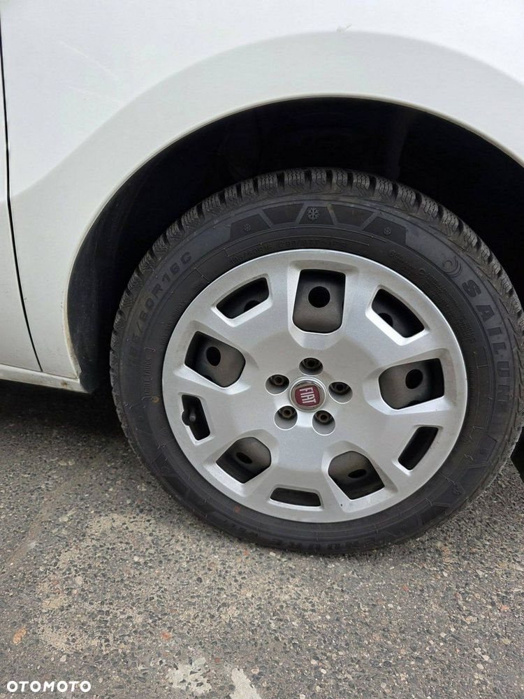 Fiat Doblo - 30