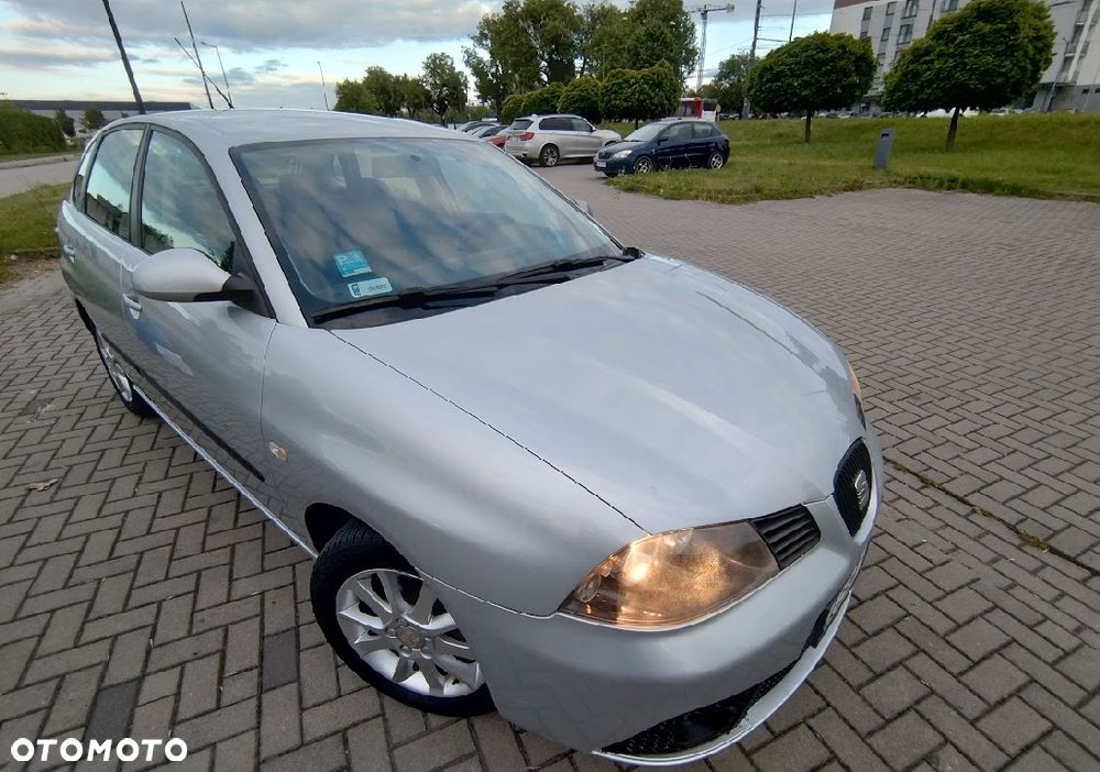 Seat Ibiza 1.6 16V Reference - 23
