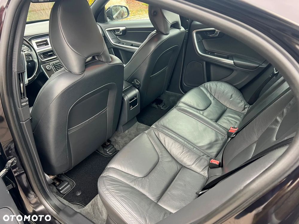 Volvo S60 D3 Summum - 22