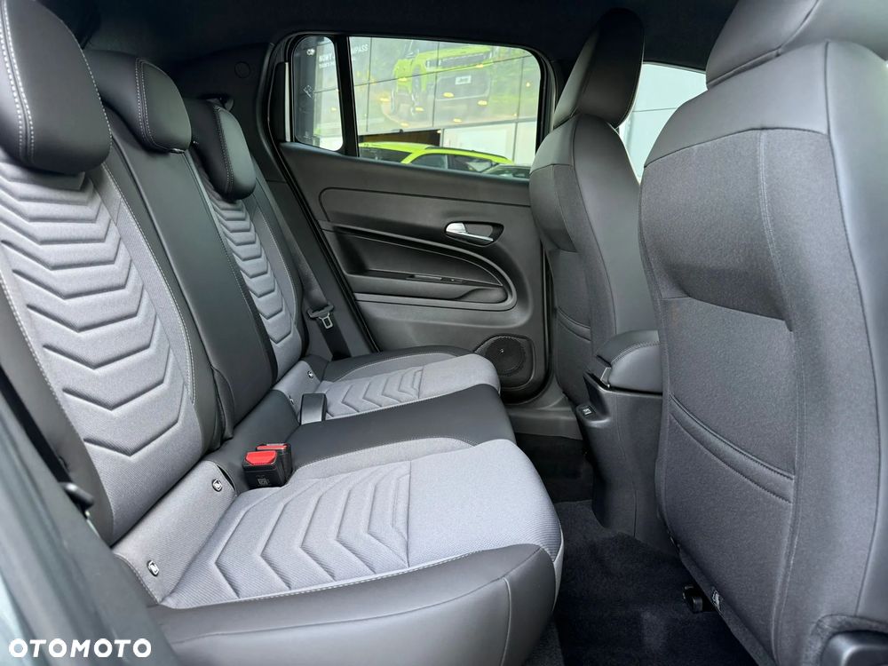 Jeep Avenger 1.2 T3 mHEV Summit FWD eDCT6 - 14