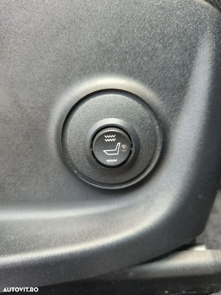 Jaguar E-Pace D150 AWD Base - 22
