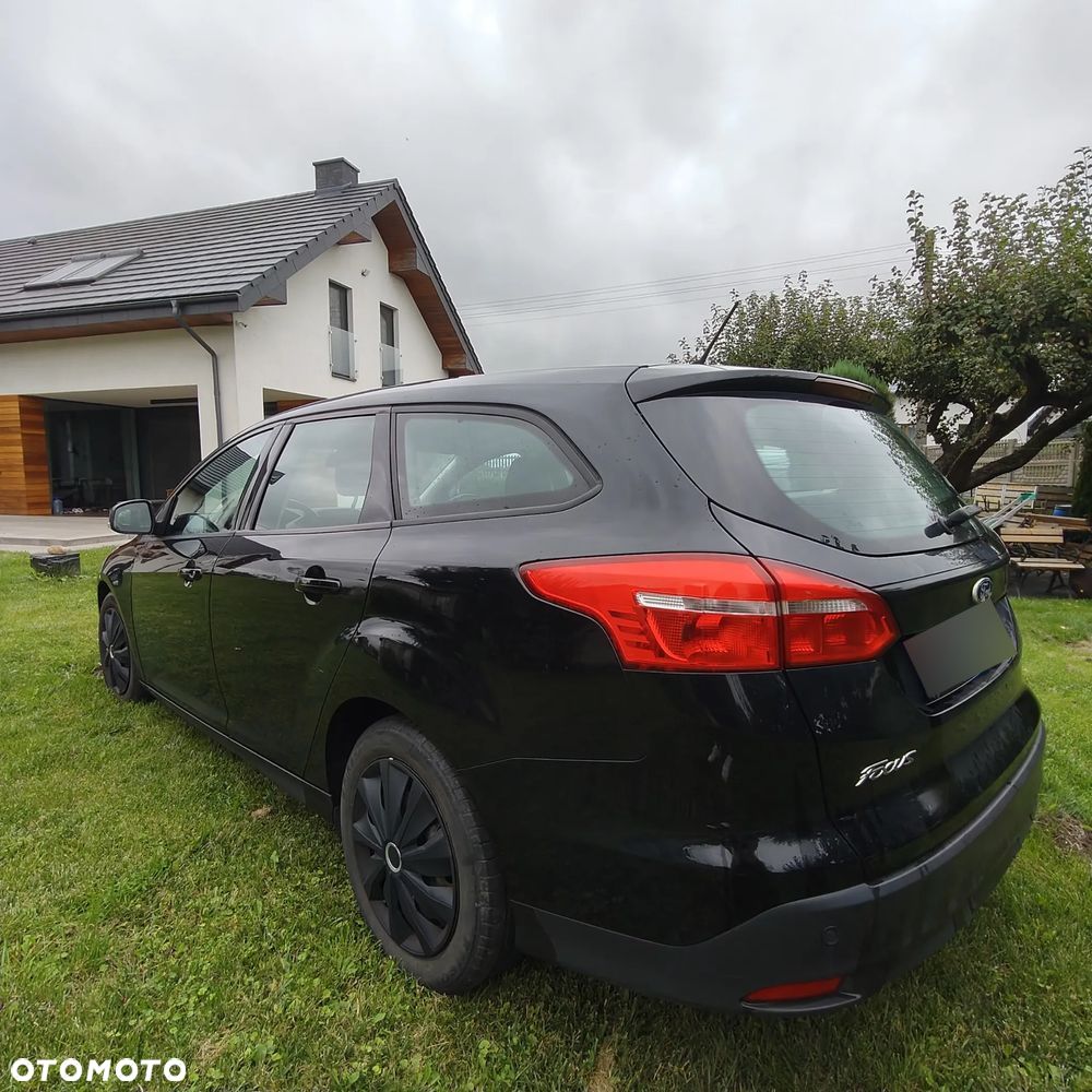 Ford Focus 1.5 TDCi Trend - 4