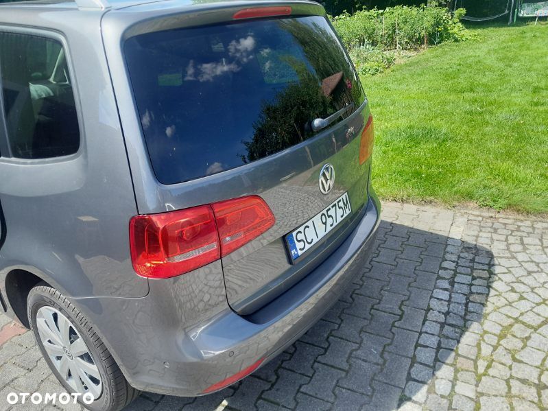 Volkswagen Touran 2.0 TDI DPF DSG Highline - 3