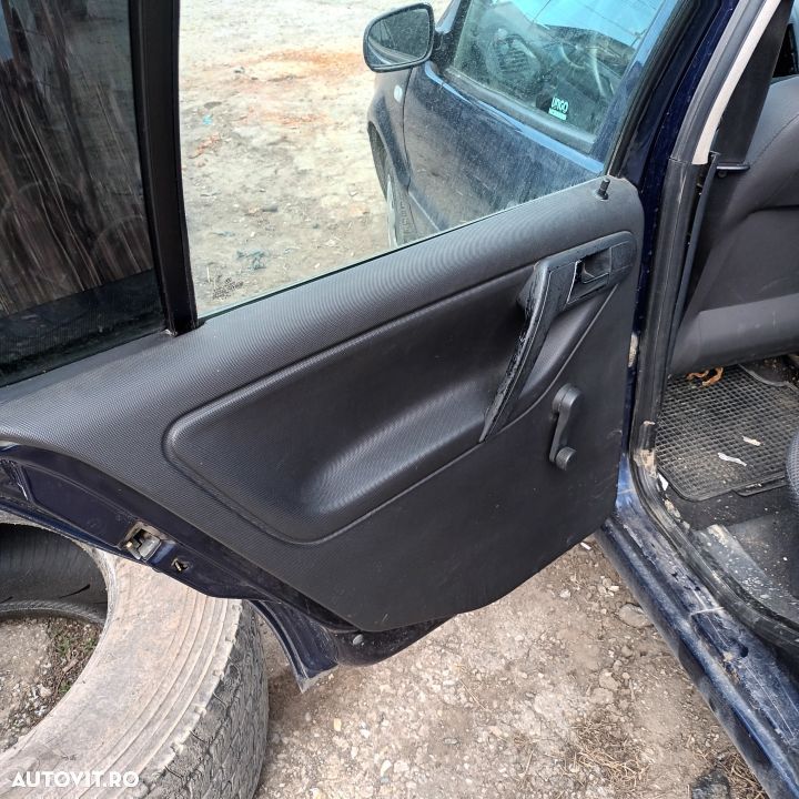 Dezmembrari  VW POLO (6N2)  1999  > 2001 1.4 Benzina - 6