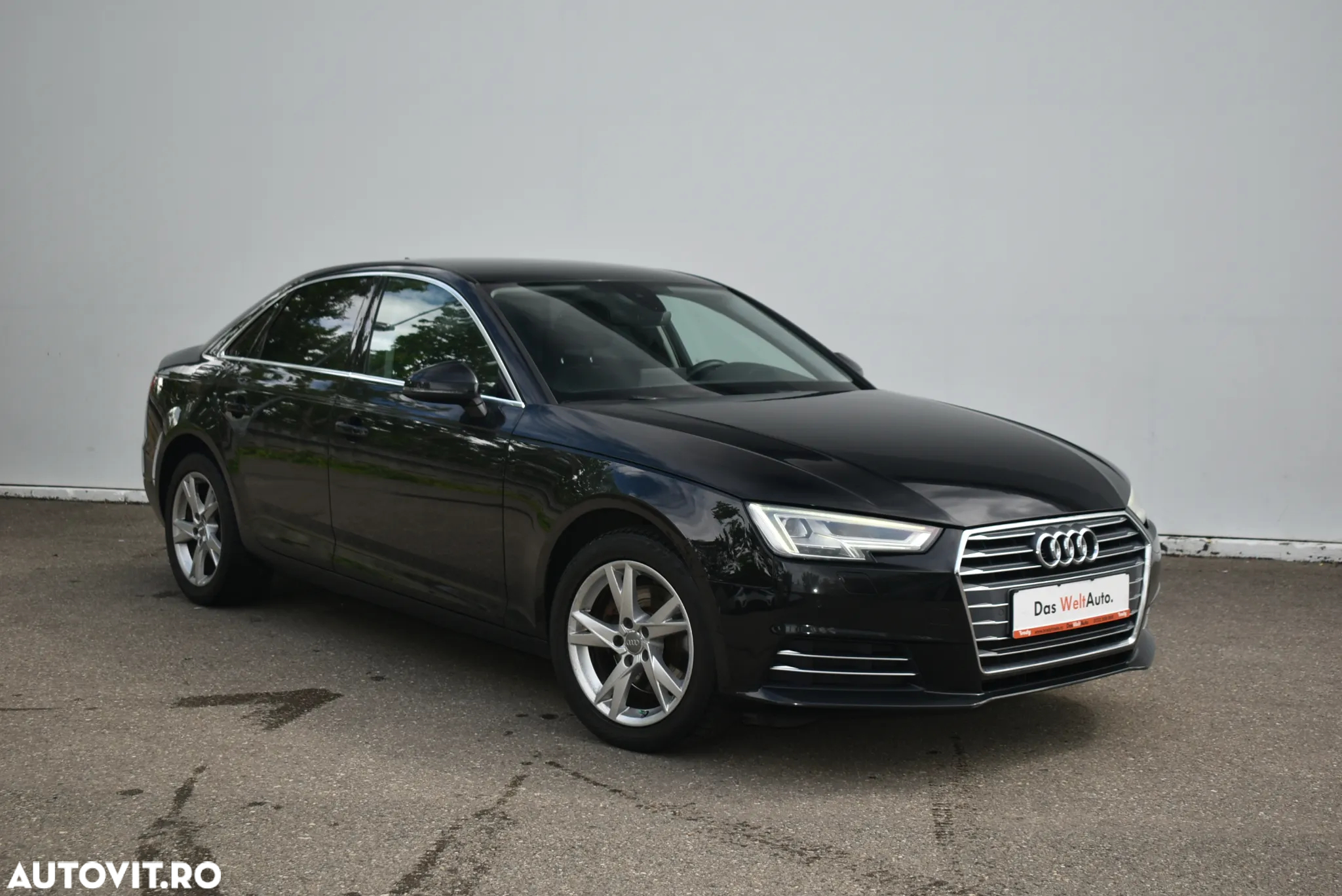 Audi A4 2.0 TDI S tronic - 14
