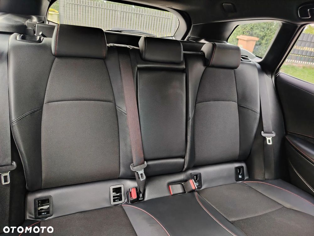 Toyota Corolla 2.0 Hybrid GR Sport Dynamic - 40