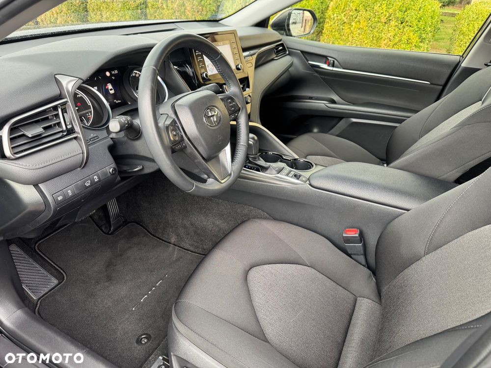 Toyota Camry 2.5 Hybrid Comfort CVT - 13