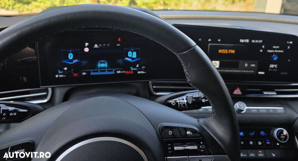 Hyundai Elantra 1.6 l 123 CP CVT Exclusive Navi - 34