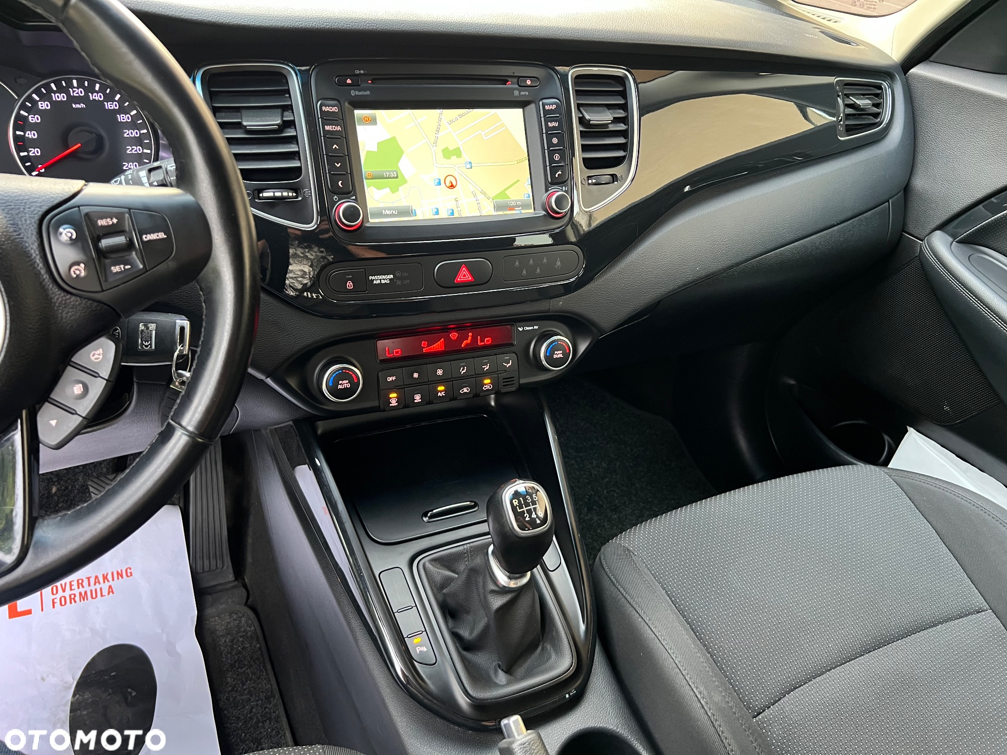 Kia Carens 1.6 GDI L 7os - 16