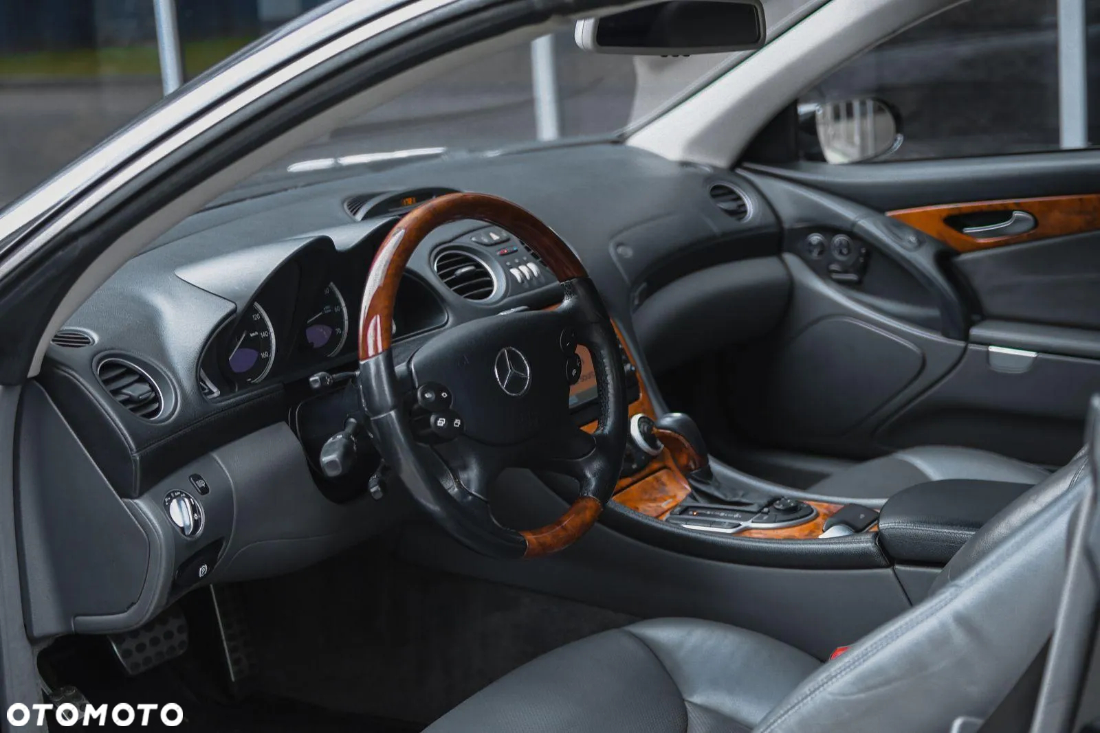 Mercedes-Benz SL 500 - 15