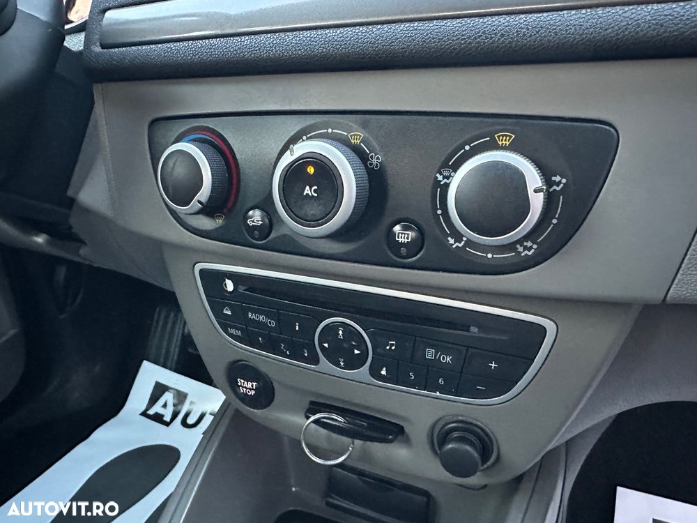 Renault Megane 1.6 16V 100 Authentique - 15