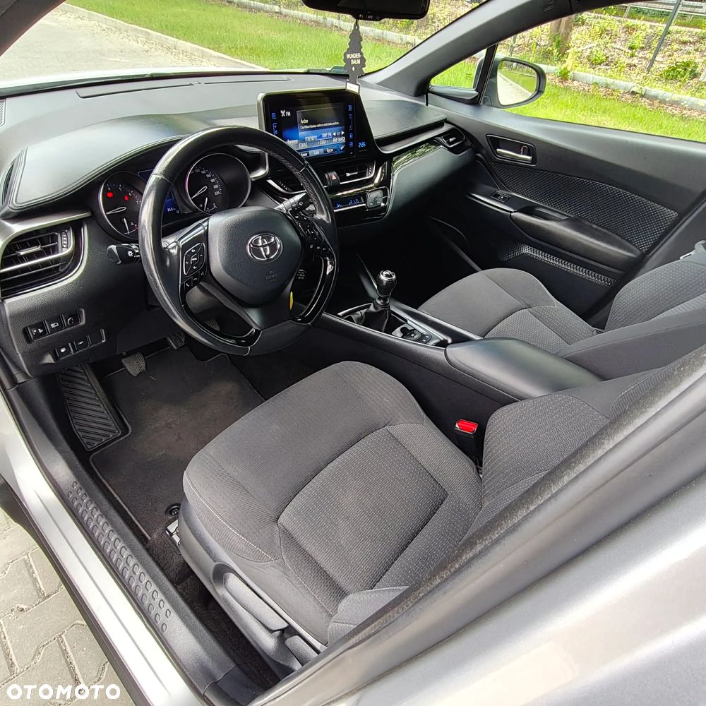 Toyota C-HR 1.2 T Premium - 9