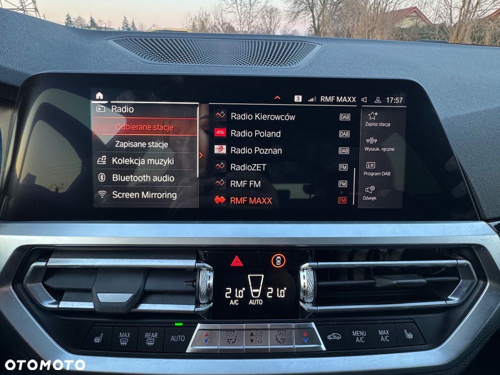 BMW Seria 3 320d Sport Line - 24