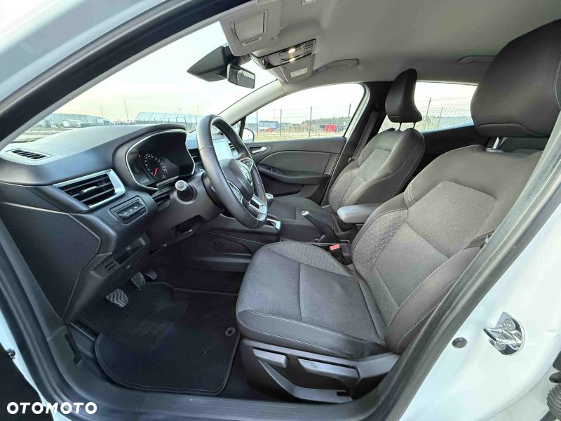 Renault Clio - 9