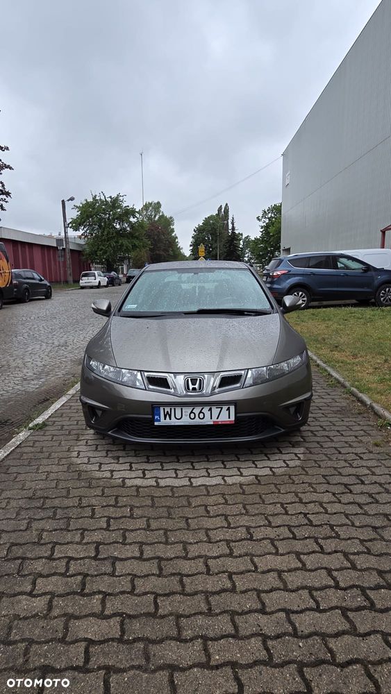 Honda Civic 1.8 Comfort - 3