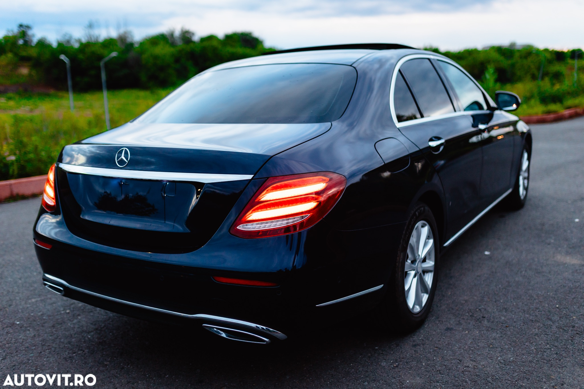 Mercedes-Benz E 220 d 9G-TRONIC - 6