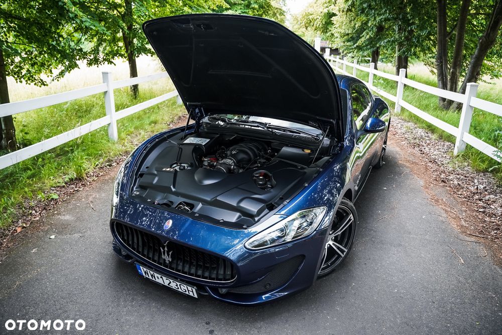 Maserati GranTurismo S - 21