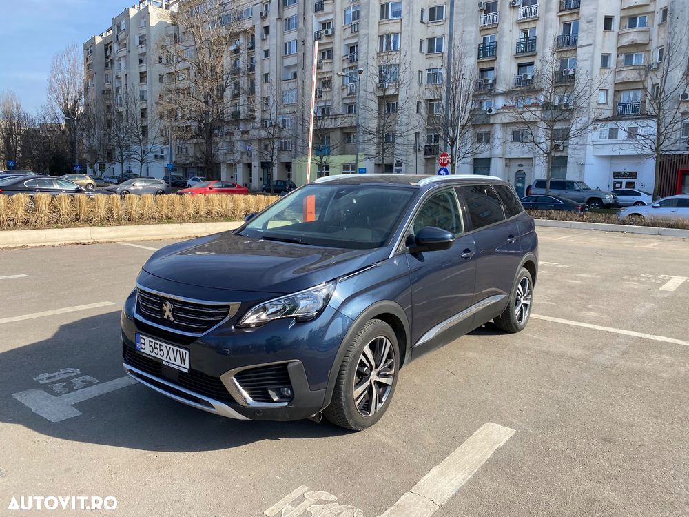 Peugeot 5008 1.2 Puretech Allure Aut. - 1