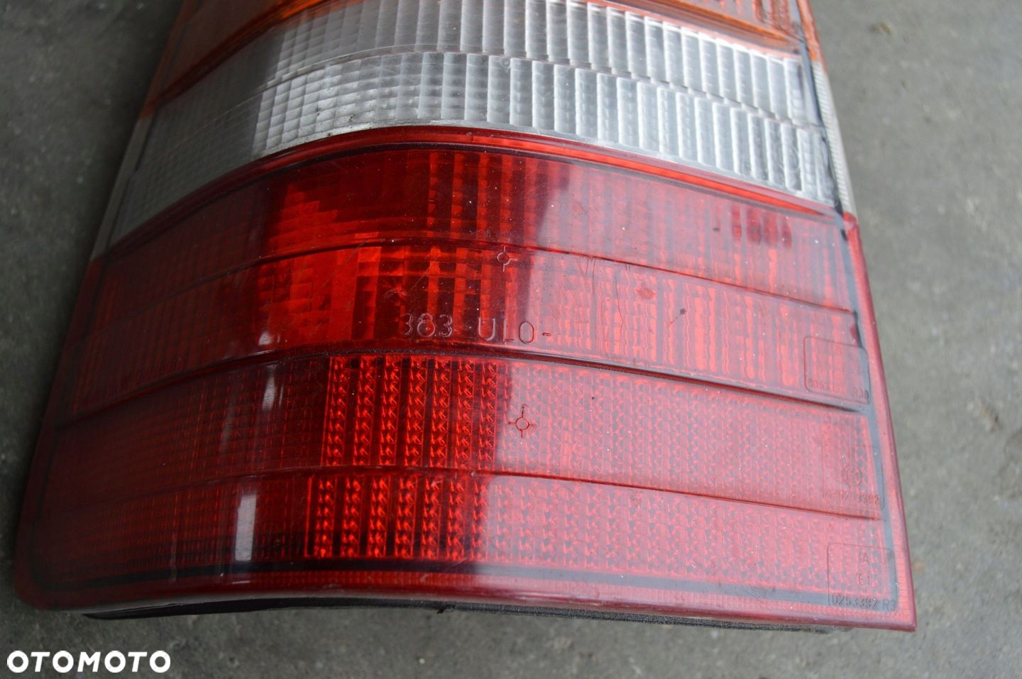 LAMPA LEWY TYŁ Mercedes-Benz E W124 S124 T-MODEL KOMBI - 3