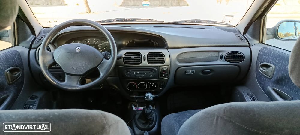 Renault Mégane C. 1.4 16V Dynamique - 6