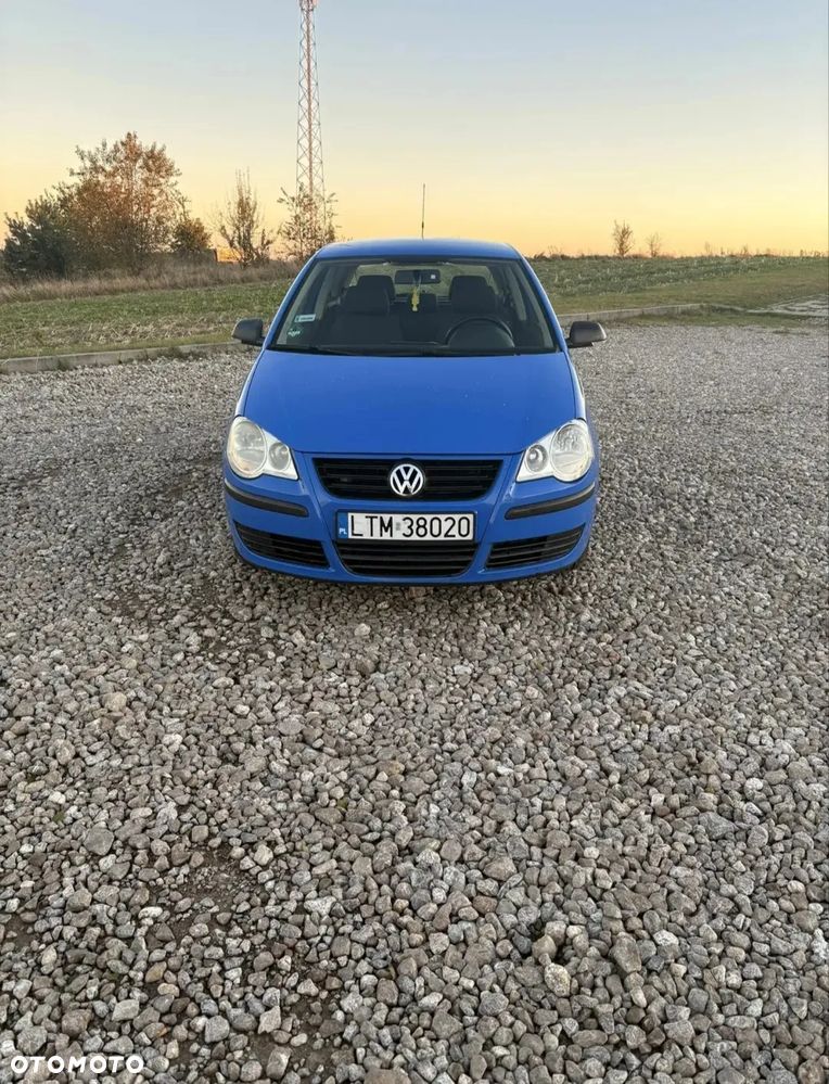 Volkswagen Polo - 1