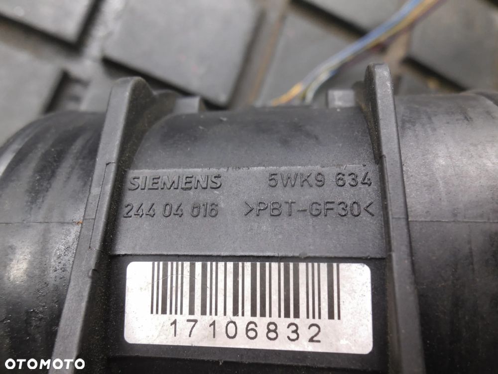 PRZEPŁYWOMIERZ ZAFIRA B 2.2 16V 24404016 5WK9634 OPEL SIGNUM + WTYCZKA INSTALACJA - 2