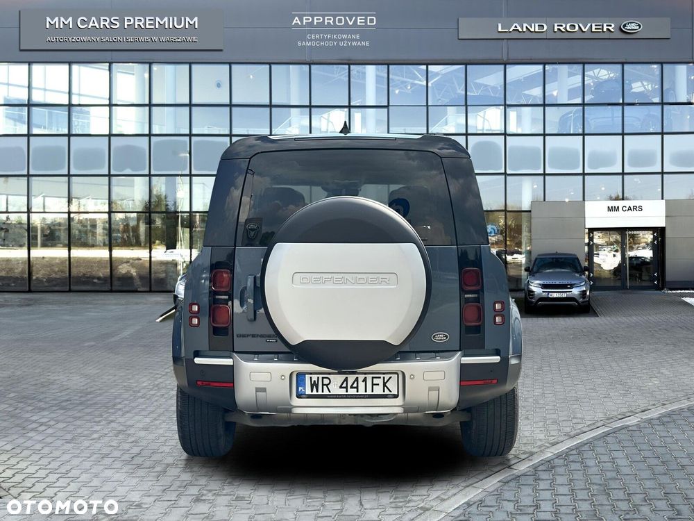 Land Rover Defender - 10