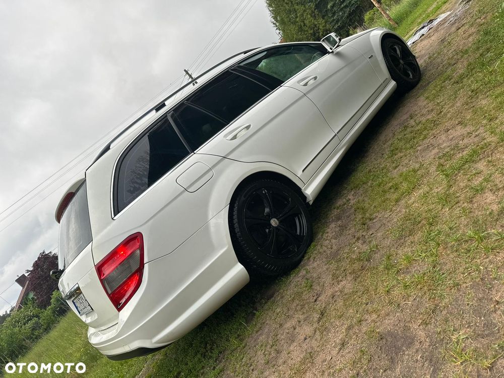 Mercedes-Benz Klasa C 180 Kompressor Automatik BlueEFFICIENCY Avantgarde - 1