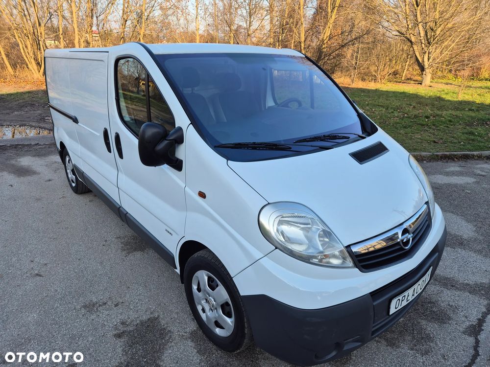 Opel Vivaro - 12