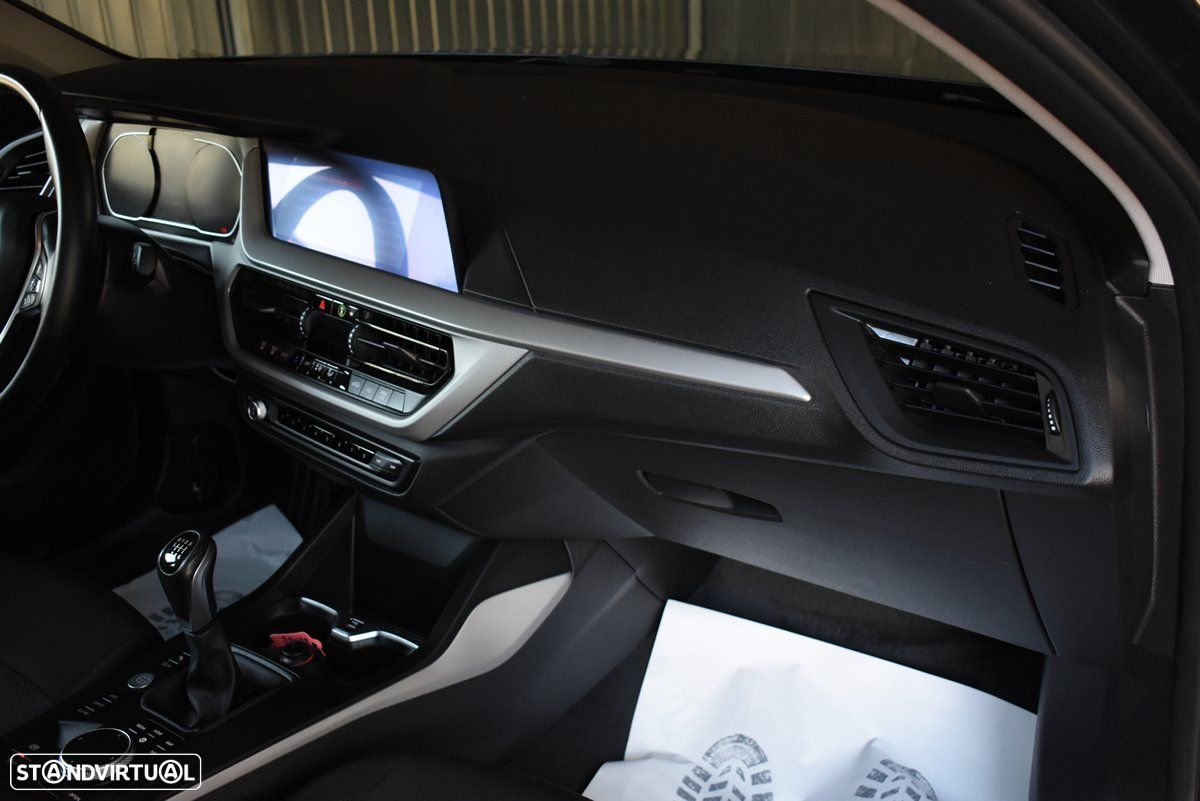 BMW 116 d EDynamics Advantage - 27
