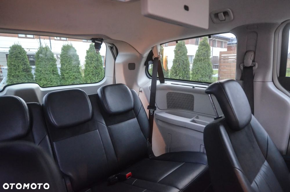 Chrysler Grand Voyager 2.8 CRD Automatik Limited - 35