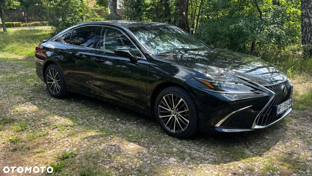 Lexus ES 300h Prestige - 4