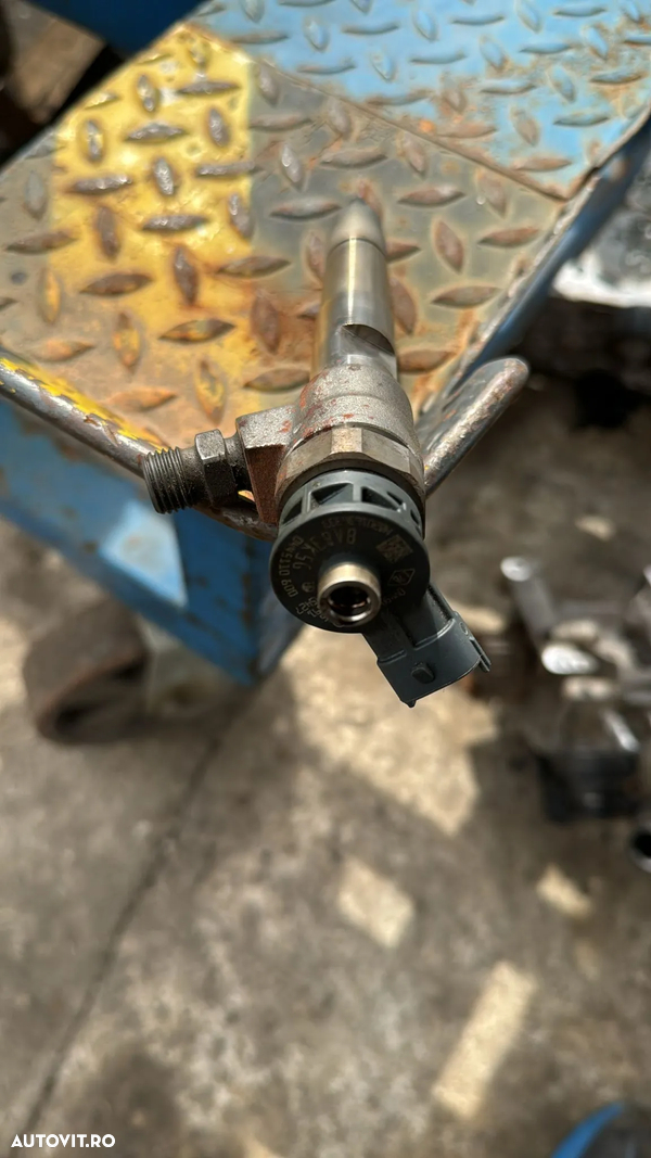 Injector 1.5 DCI Adblue euro 6 Dacia/Renault /Nissan/ Mercedes 0445110800 H8201636333